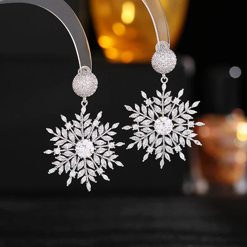 Isabella Snowflake Zirconia Earring