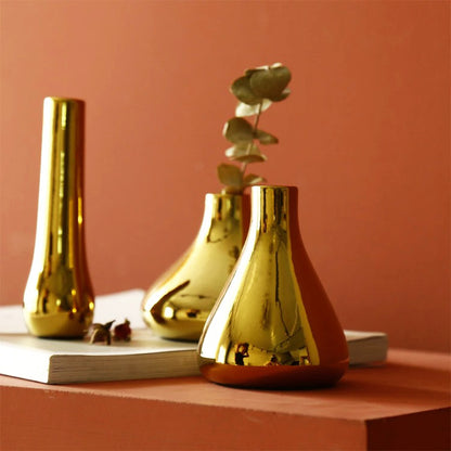 Luxmina Gold Plated Ceramic Vase