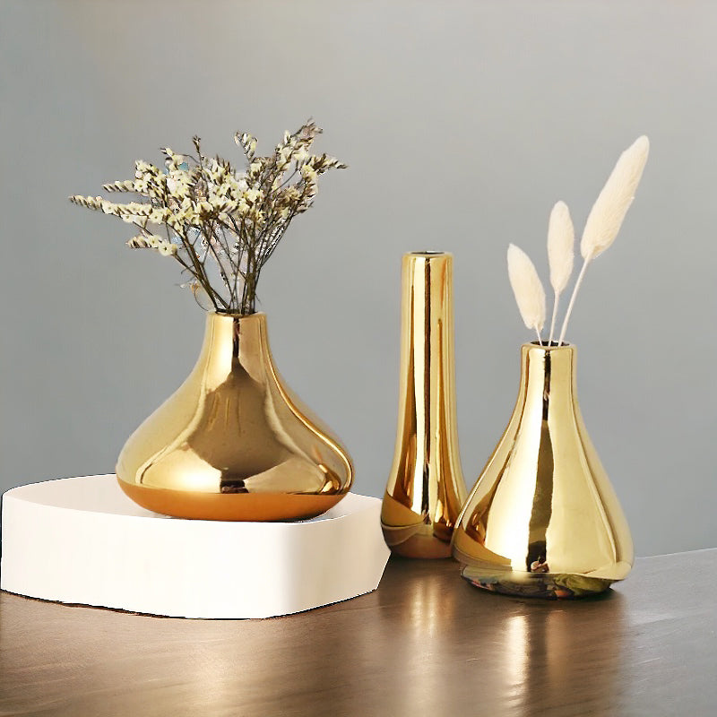 Luxmina Gold Plated Ceramic Vase