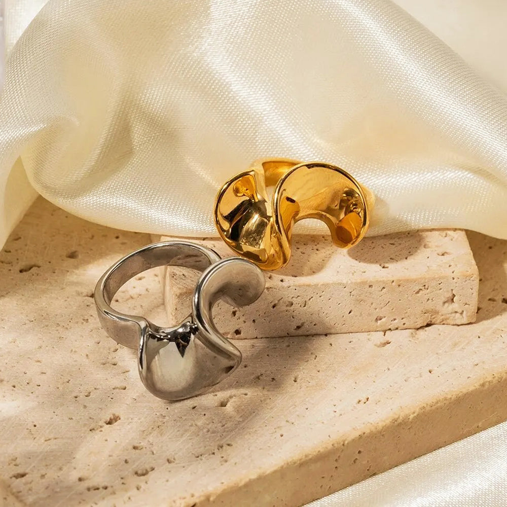 Velador Statement Ring