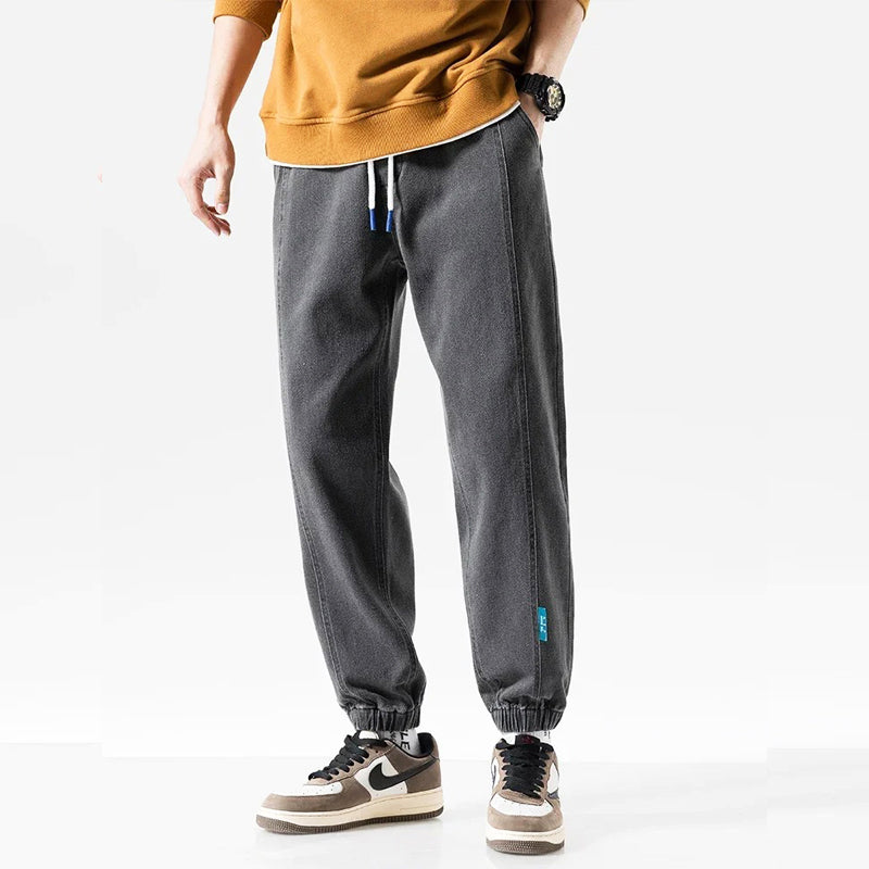 Travis Jogger Relaxed Jeans